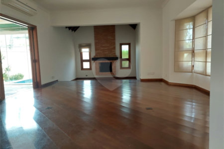 Casa à venda ou para alugar com 4 suítes no condomínio Vilaggio Monte Alegre, São Paulo - SP