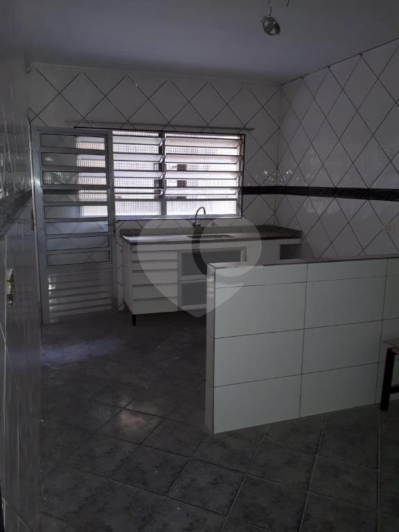 Sobrado à venda com 2 quartos em Tremembé, São Paulo, SP