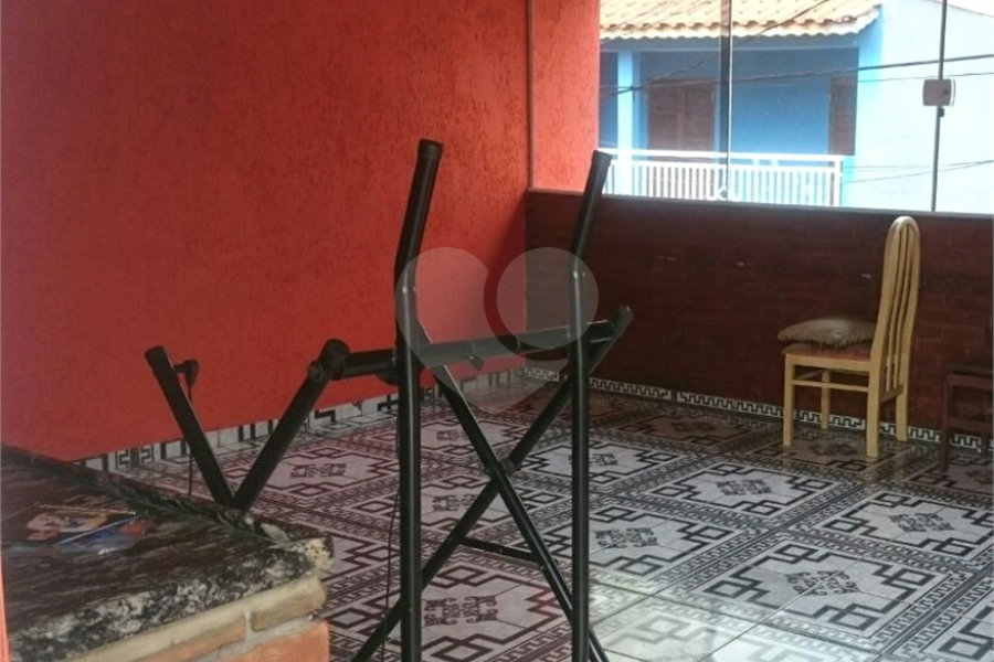 Sobrado à venda com 2 quartos, sendo 1 suíte, em Vila Rosália, Guarulhos, SP