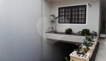 Sobrado à venda com 3 quartos em Tremembé, São Paulo, SP