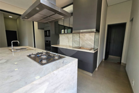 Casa à venda com 4 suítes no condomínio Residencial Terras de Siena, Ribeirão Preto - SP