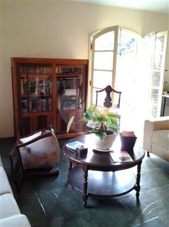 Casa à venda com 4 quartos, sendo 2 suítes, em Vila Machado, Mairiporã, SP