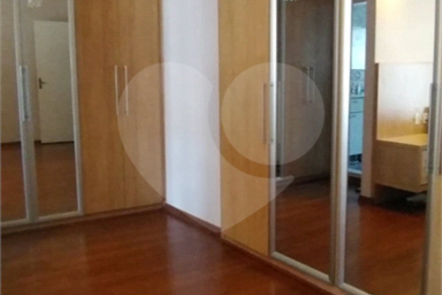 Sobrado à venda com 3 quartos, sendo 1 suíte, em Vila Maria, São Paulo, SP