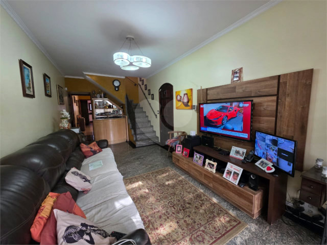 Casa à venda com 3 quartos, sendo 1 suíte,  em Santana, São Paulo, SP