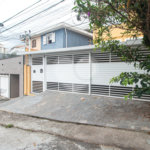 Sobrado à venda com 4 quartos, sendo 1 suíte, em Jardim Peri Peri, São Paulo, SP