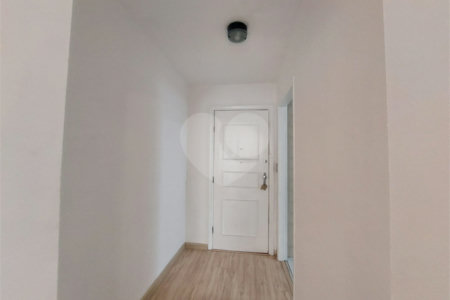 Apartamento à venda com 3 quartos em Vila Ipojuca, São Paulo, SP
