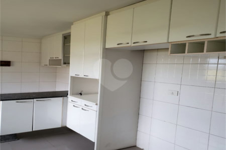Sobrado à venda com 3 quartos, sendo 1 suíte, em Vila Maria Alta, São Paulo, SP