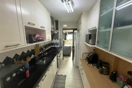 Apartamento à venda com 3 quartos, sendo 1 suíte, em Santo Amaro, São Paulo, SP