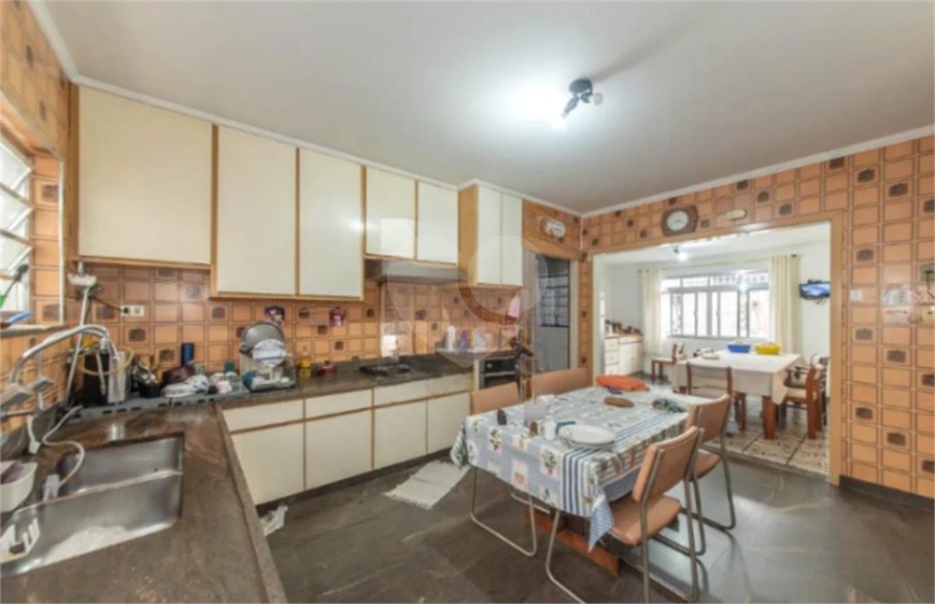Casa à venda com 5 quartos, sendo 3 suítes, em Vila Santo Estéfano, São Paulo, SP