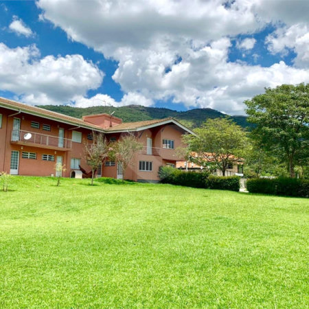 Casa à venda com 4 suítes em Jardim Maristela, Atibaia, SP