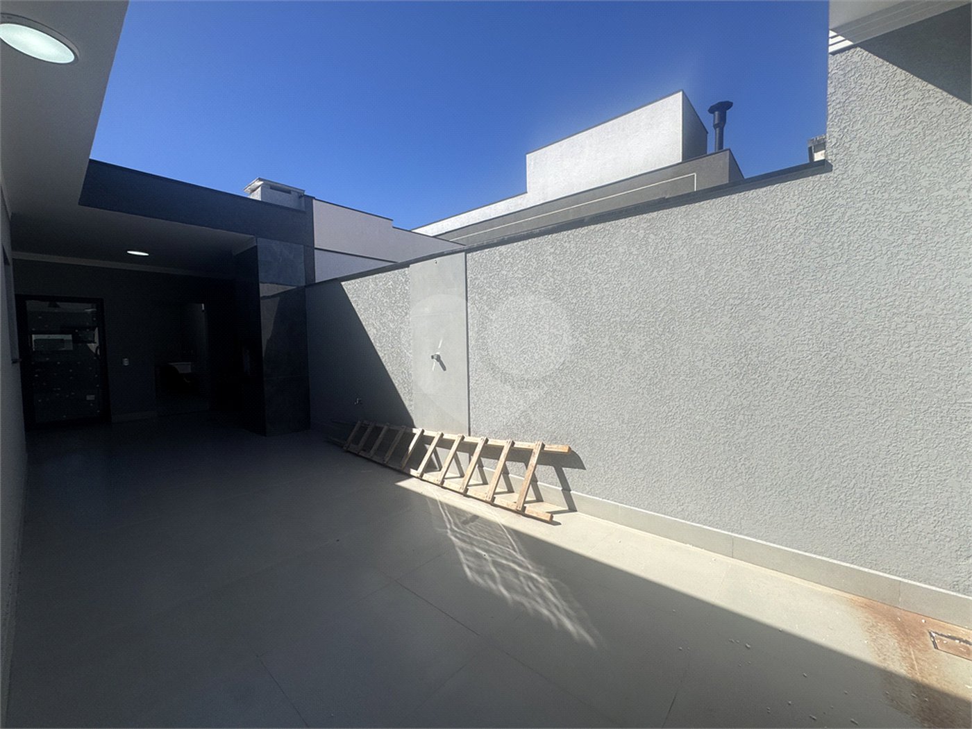 Casa à venda com 3 quartos, sendo 1 suíte, no condomínio Residencial Villagio Wanel, Sorocaba - SP