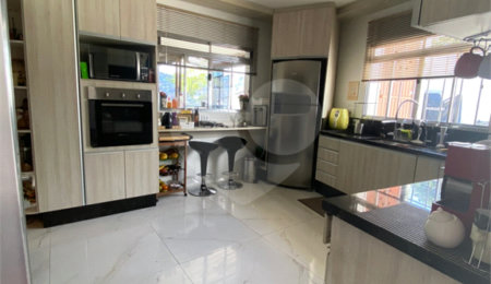 Casa à venda com 7 quartos, sendo 6 suítes,  no Brasilândia, São Paulo, SP