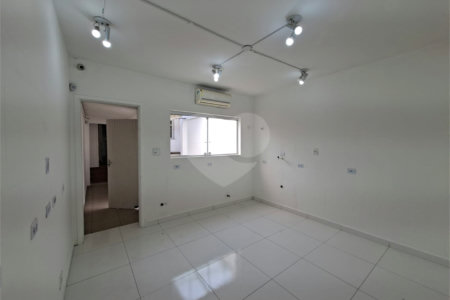 Sobrado para alugar com 3 quartos em Jardim Bonfiglioli, São Paulo, SP
