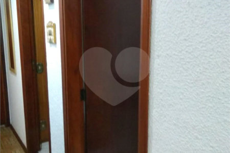 Casa à venda com 3 quartos, sendo 1 suíte, no Centro, Vinhedo, SP