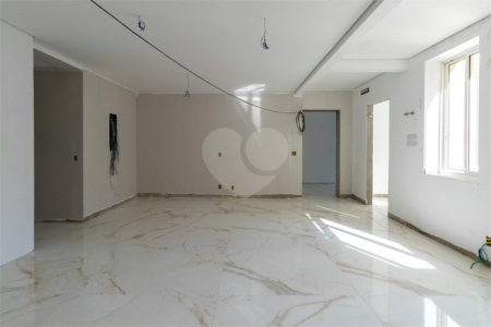 Apartamento à venda com 7 suítes em Santa Cecília, São Paulo, SP