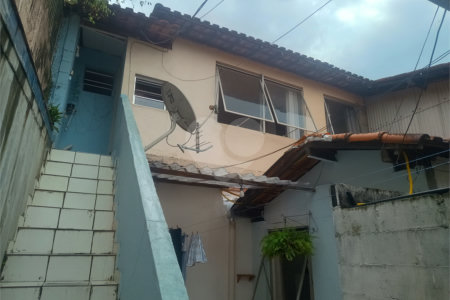 Casa Térrea à venda com 3 quartos, sendo 1 suíte,  em Campininha, São Paulo, SP