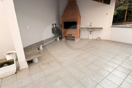 Apartamento à venda com 3 quartos, sendo 1 suíte,  em Parque Santana, Mogi das Cruzes, SP