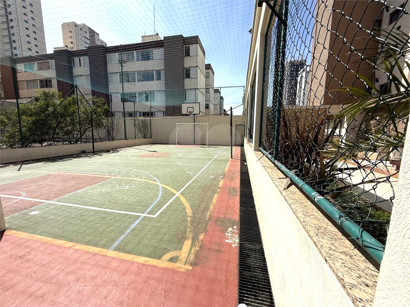 Apartamento à venda com 3 quartos, sendo 1 suíte,  em Vila Prudente, São Paulo, SP