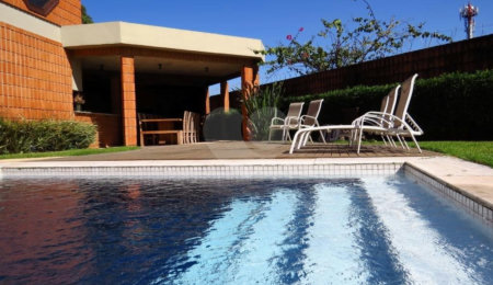 Casa de Vila à venda com 5 quartos, sendo 3 suítes,  em Morumbi, São Paulo, SP