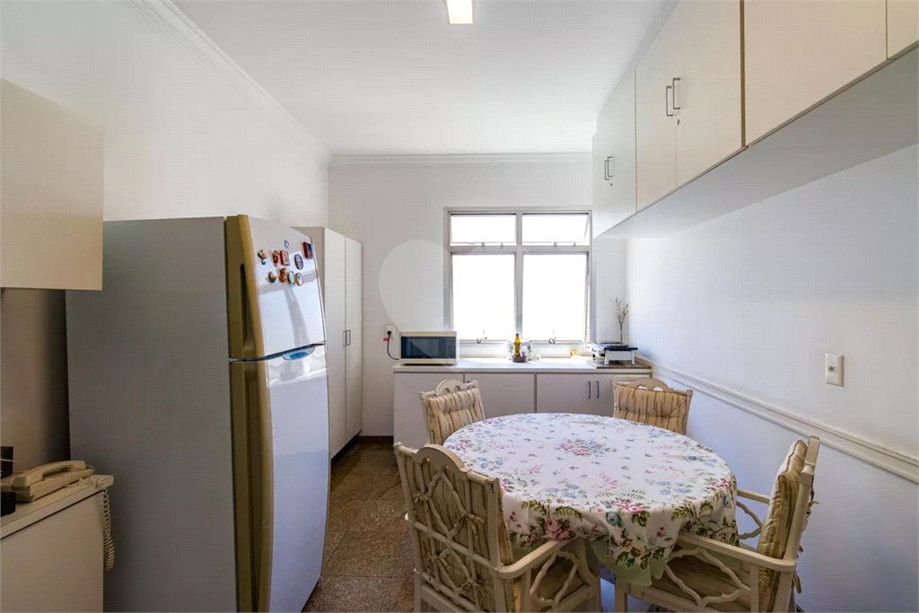Apartamento à venda com 4 quartos, sendo 2 suítes, em Real Parque, São Paulo, SP