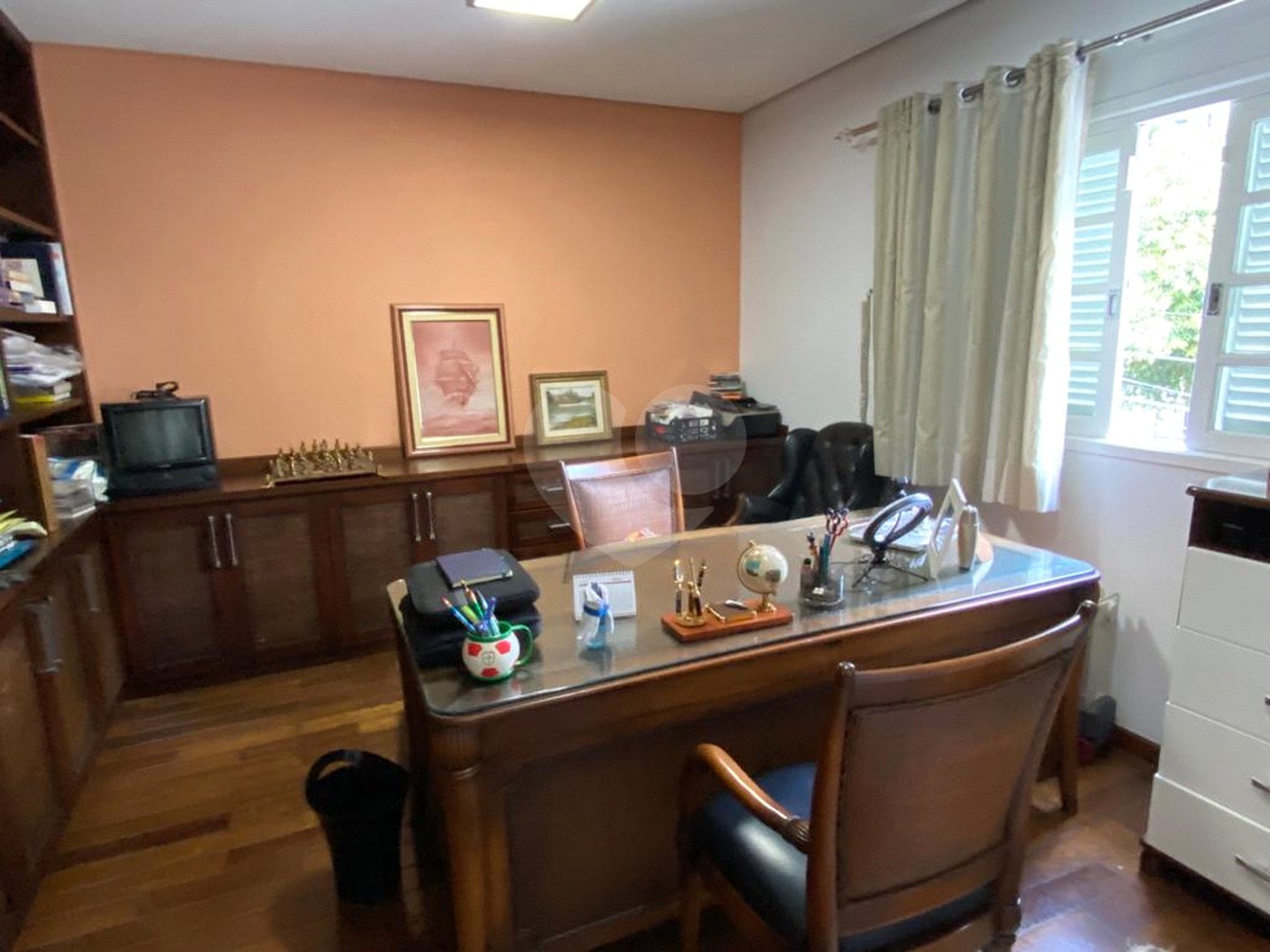 Sobrado à venda com 5 quartos, sendo 4 suítes, em Palmas do Tremembé, São Paulo, SP