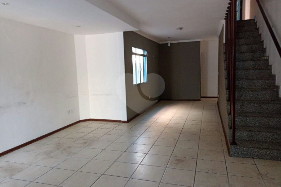 Casa à venda com 3 quartos, sendo 1 suíte, em Saúde, São Paulo, SP