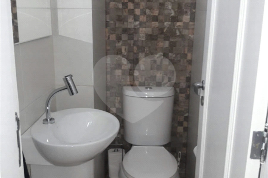 Casa à venda com 2 suítes no condomínio Palmas, São Paulo - SP