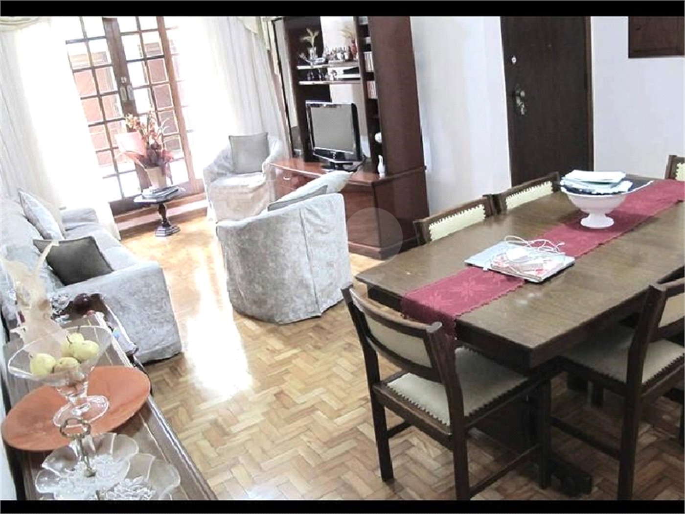 Sobrado à venda com 3 quartos, sendo 1 suíte, em Tremembé, São Paulo, SP