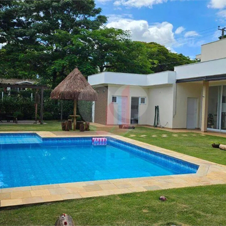 Casa à venda com 3 quartos, sendo 1 suíte, no condomínio Jardim Vale do Lago, Sorocaba - SP