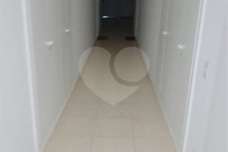Apartamento à venda com 1 quarto em Botujuru, Mogi das Cruzes, SP