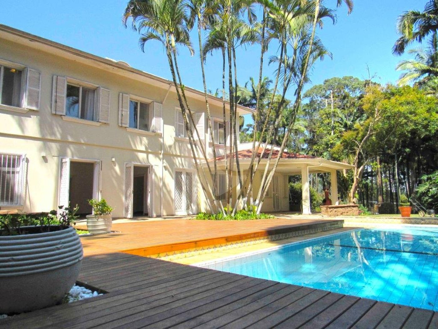 Casa à venda com 4 suítes no condomínio Chácara Flora, São Paulo - SP