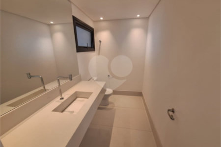 Casa à venda ou para alugar com 3 suítes no condomínio Boulevard Ibirapuera, São Paulo - SP