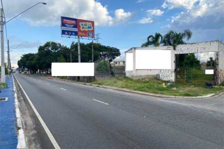 Terreno à venda em Vila Maria de Maggi, Suzano, SP