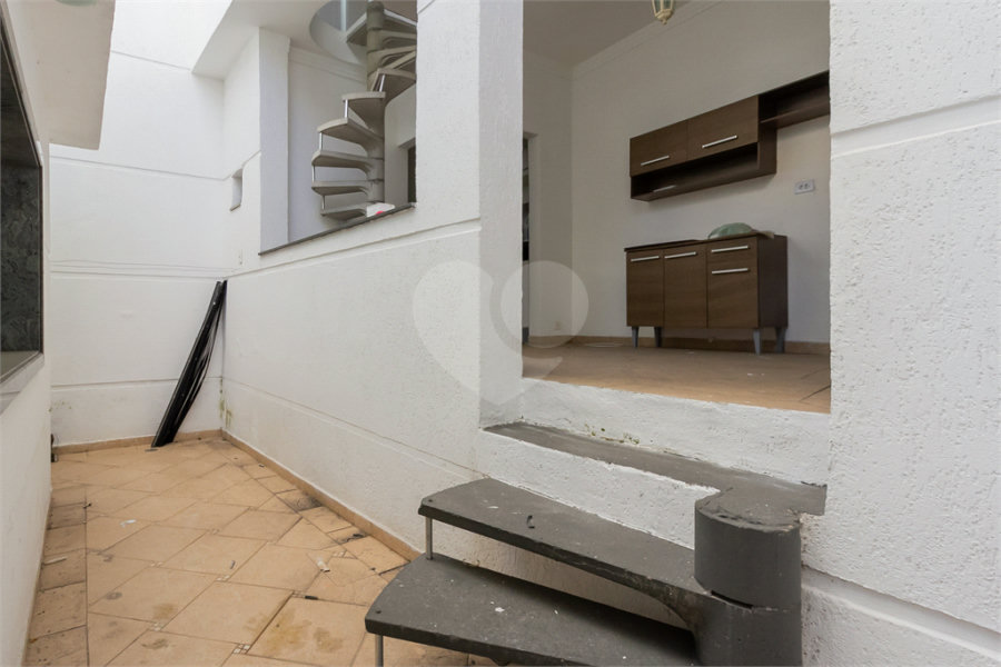 Casa à venda com 3 suítes em Santana, São Paulo, SP