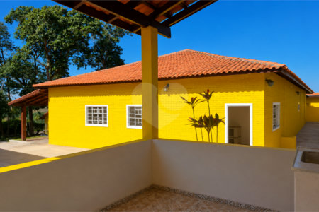 Chácara à venda com 3 suítes em Vila Xisto, São Miguel Arcanjo, SP