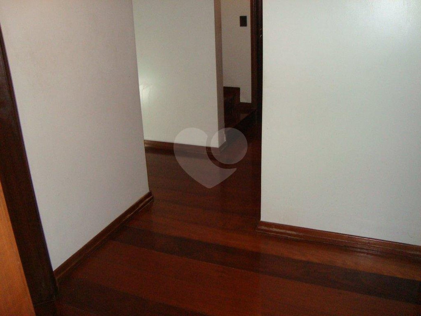 Sobrado à venda com 4 quartos, sendo 2 suítes, em Santa Teresinha, São Paulo, SP