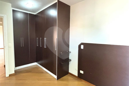 Apartamento à venda com 3 quartos, sendo 1 suíte,  em Água Fria, São Paulo, SP