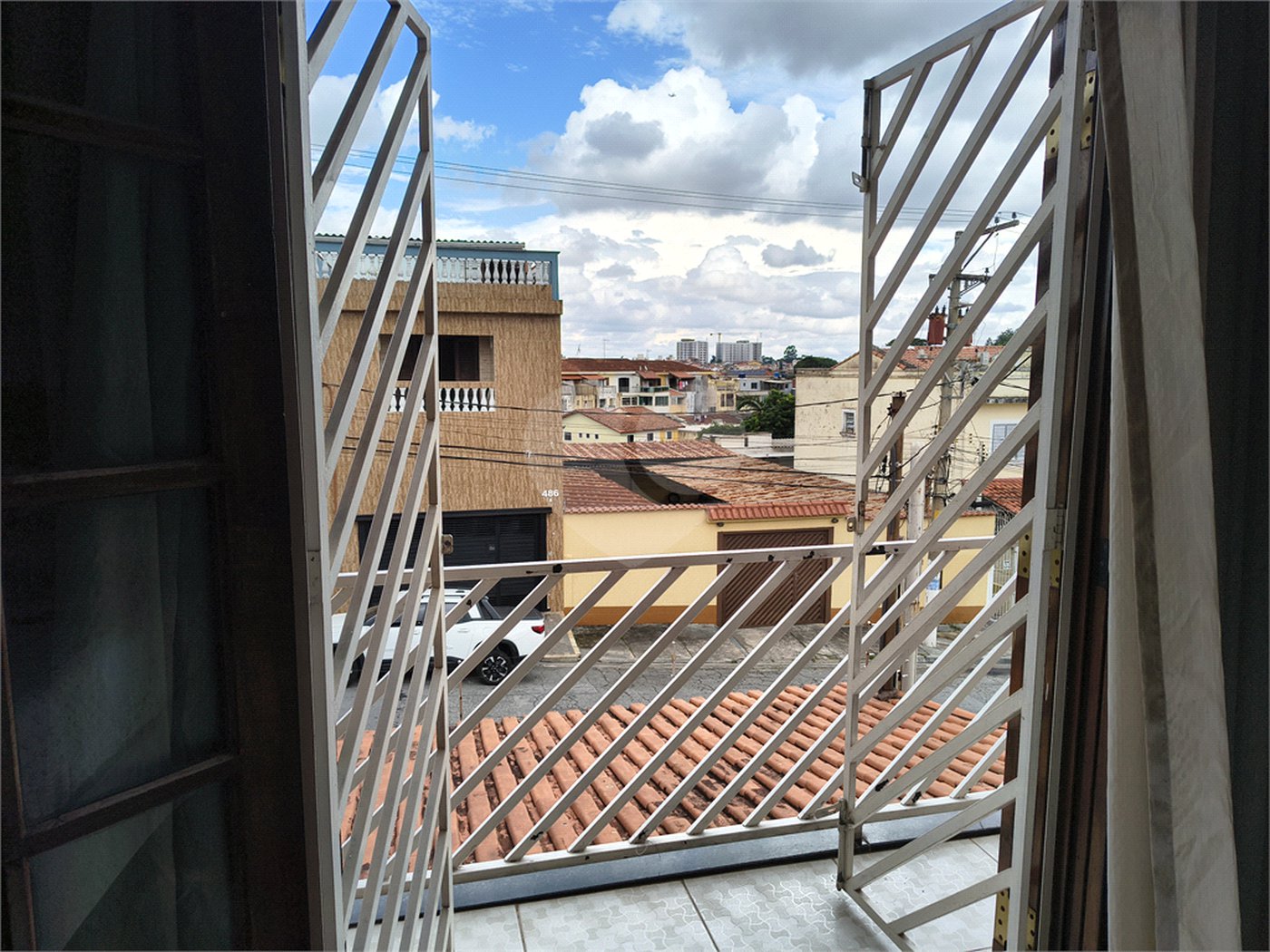 Sobrado à venda com 3 quartos, sendo 1 suíte, em Tremembé, São Paulo, SP