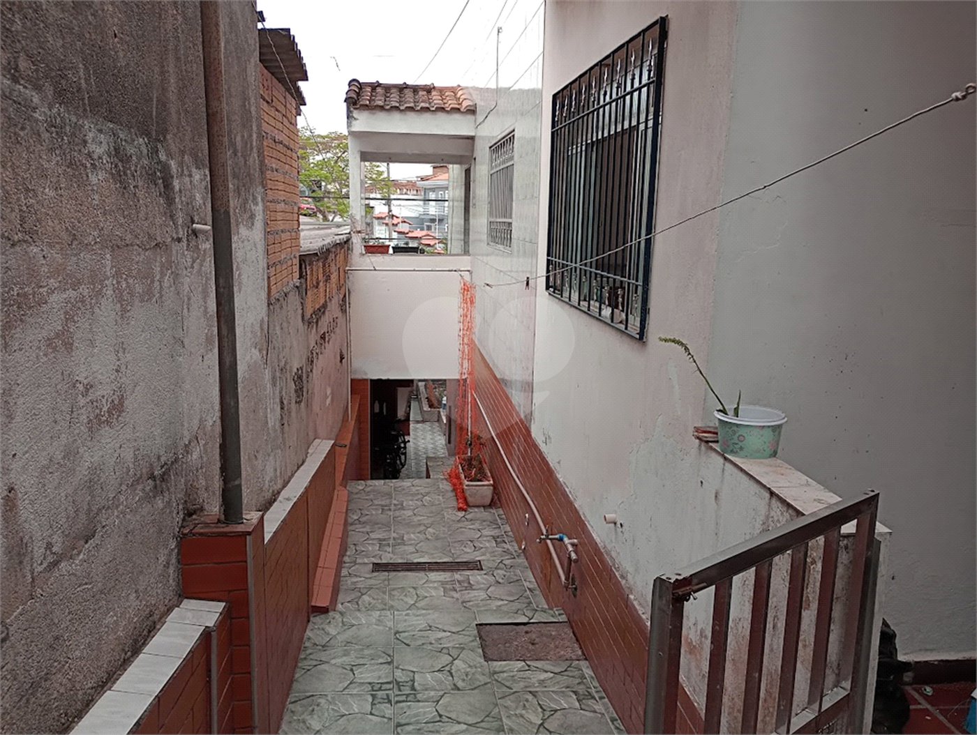 Sobrado à venda com 2 quartos em Horto, São Paulo, SP