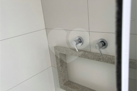 Apartamento à venda com 2 suítes em Alvinópolis, Atibaia, SP