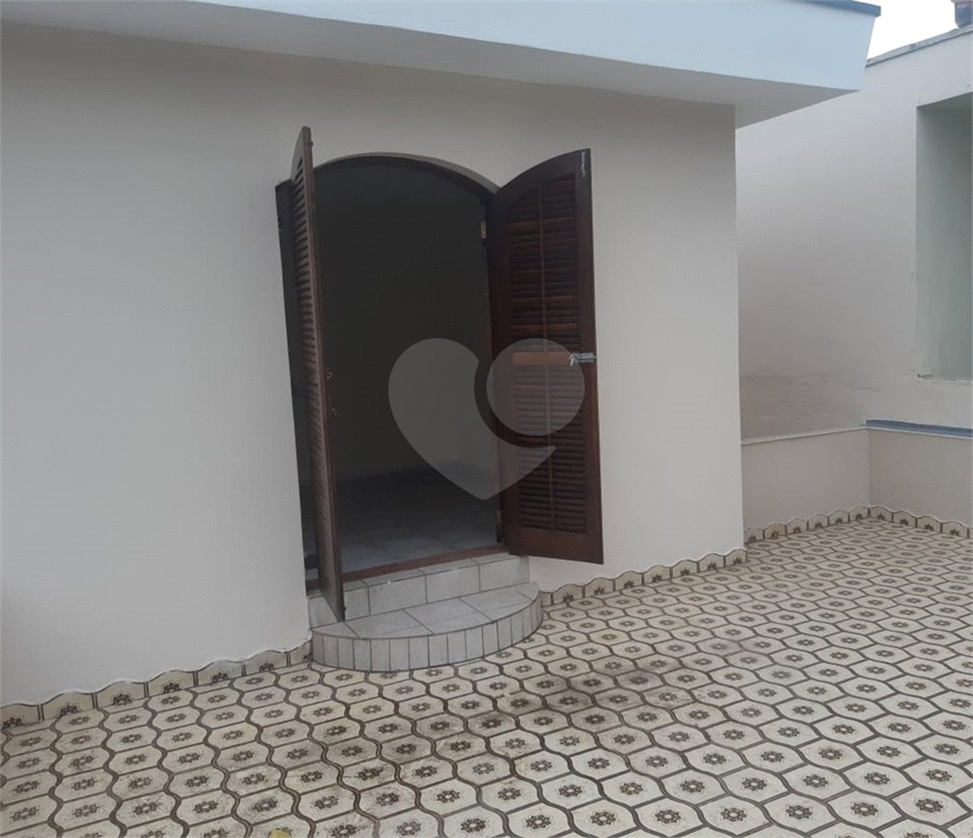 Casa à venda com 2 quartos em Vila Galvão, Guarulhos, SP