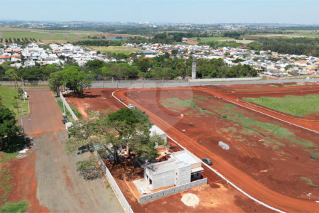 Casa à venda no condomínio Porto Ville São Luiz, Paulínia - SP