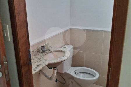 Casa à venda com 2 suítes no condomínio Residencial Vila de Motalegre, São Paulo - SP