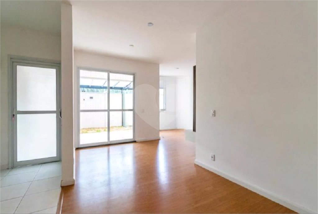 Apartamento à venda com 2 quartos em Cambuci, São Paulo, SP