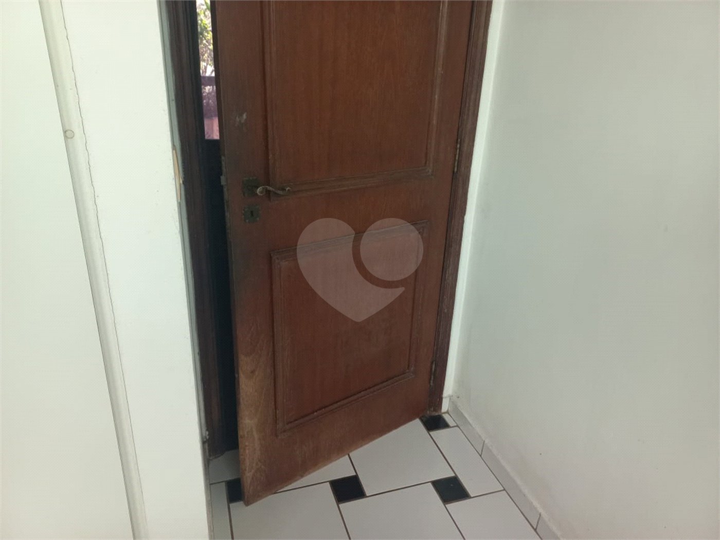 Casa à venda com 3 quartos, sendo 2 suítes, em Morumbi, São Paulo, SP