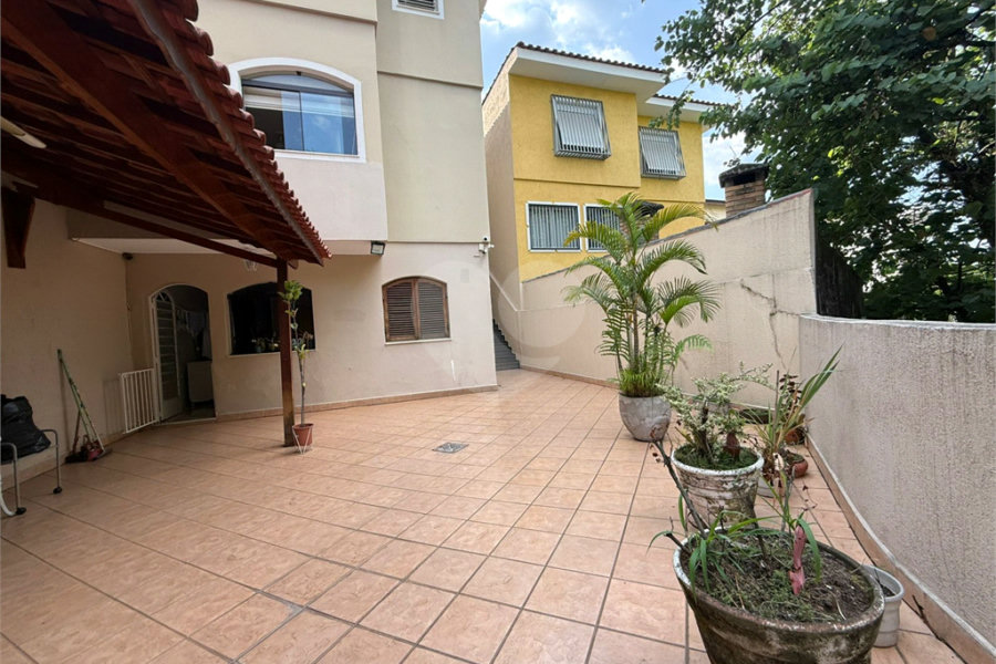 Sobrado à venda com 3 quartos, sendo 1 suíte, em Tucuruvi, São Paulo, SP