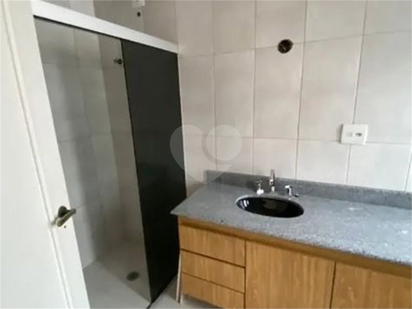 Sobrado à venda ou para alugar com 5 quartos, sendo 3 suítes, em Santana, São Paulo, SP