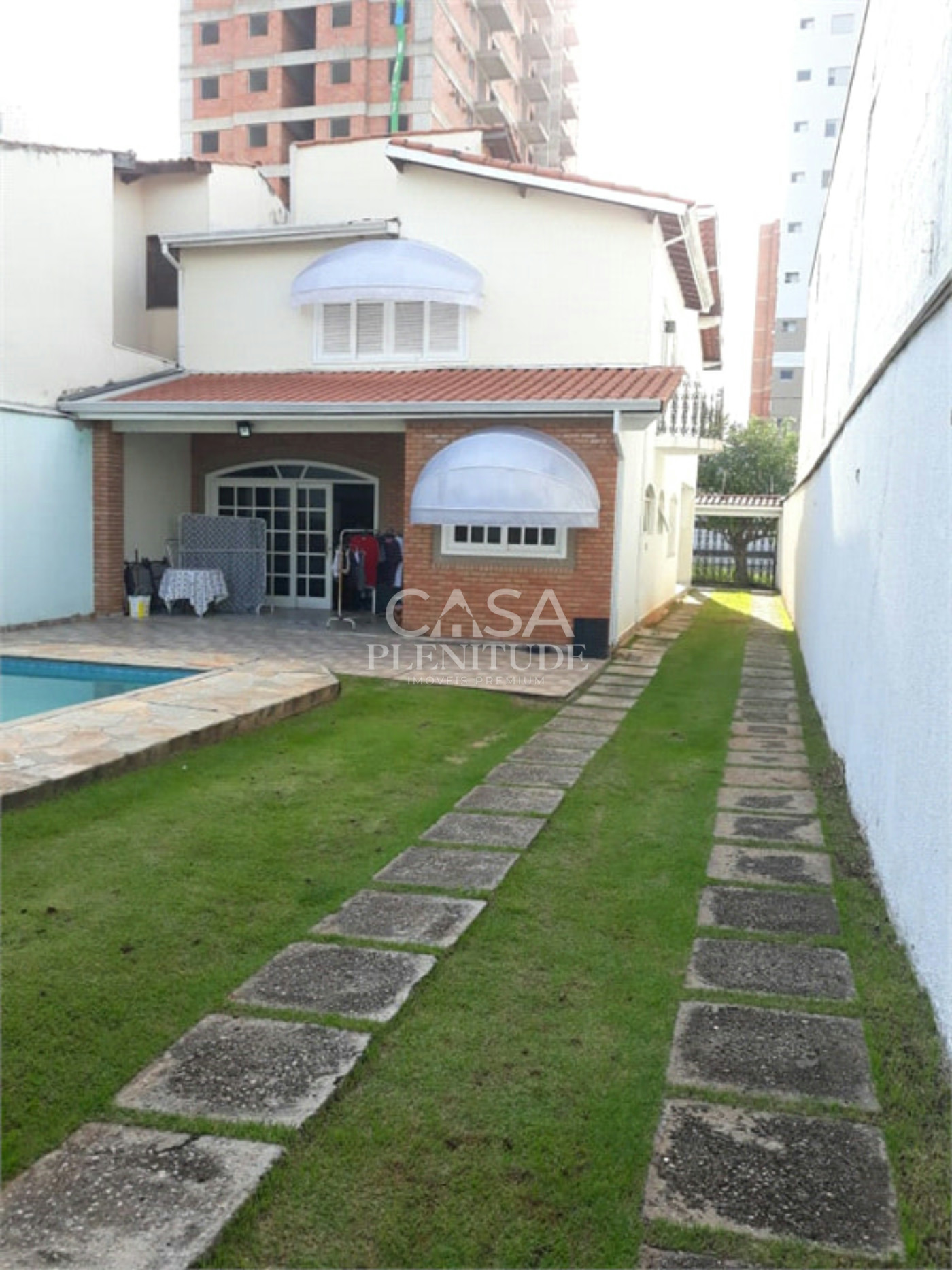 Casa à venda com 4 quartos, sendo 1 suíte, em Vila Jardini, Sorocaba, SP