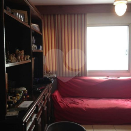 Apartamento à venda com 3 quartos, sendo 1 suíte,  em Indianópolis, São Paulo, SP