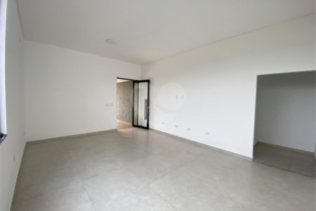 Casa à venda com 3 suítes em Jardim Estoril, Ponta Porã, MS